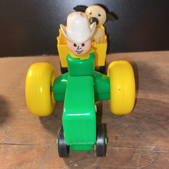 Vintage 70s/80s Fisher Price 15 piece Farmer set. - Picture 1 of 13